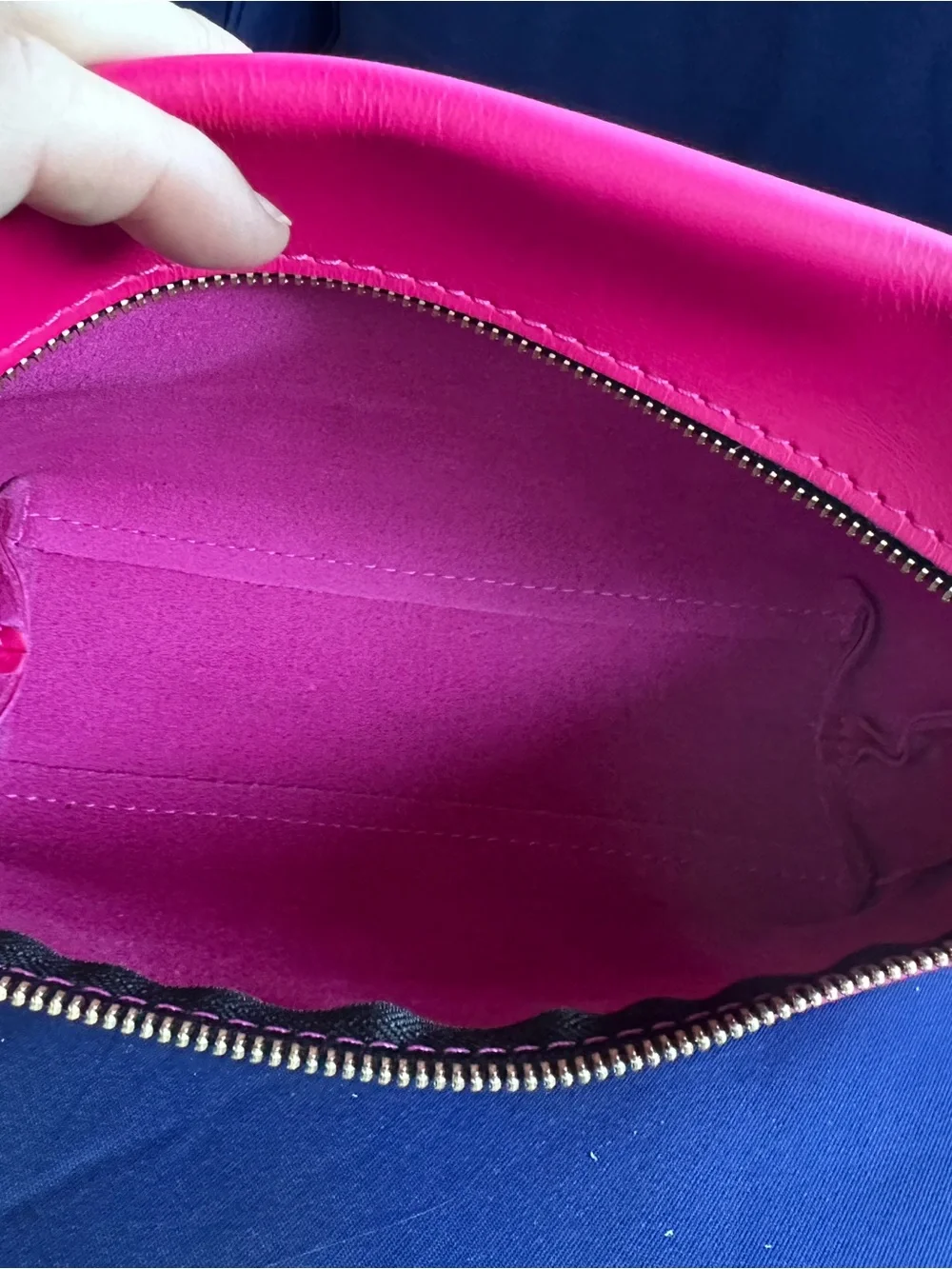 Portland Leather Hot Pink Zip XL Cosmetic Pouch - Picture 5 of 5
